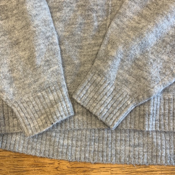 Gray Sweater - Picture 2 of 3